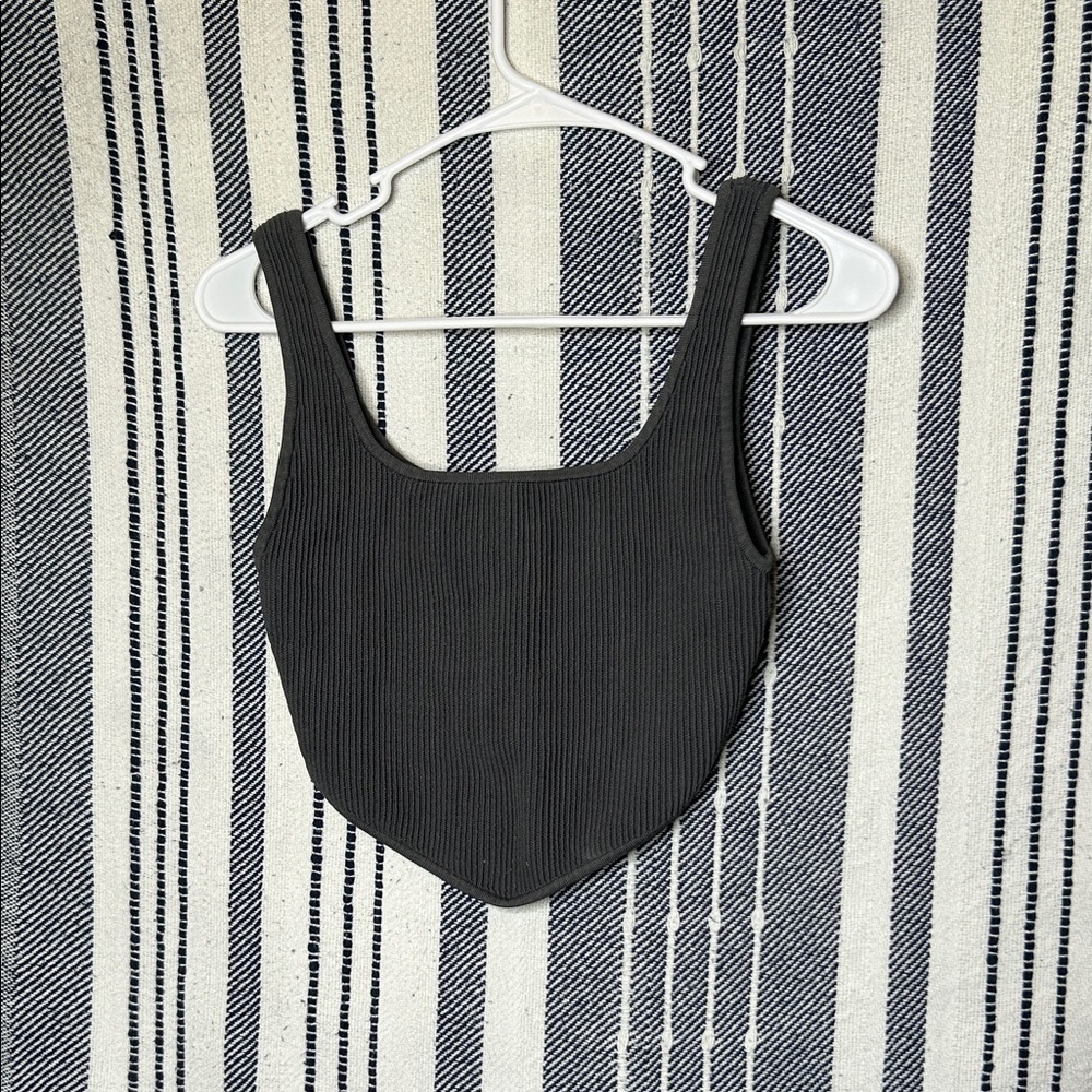 Babaton Sculpt Knit Square Neck Crop Tank